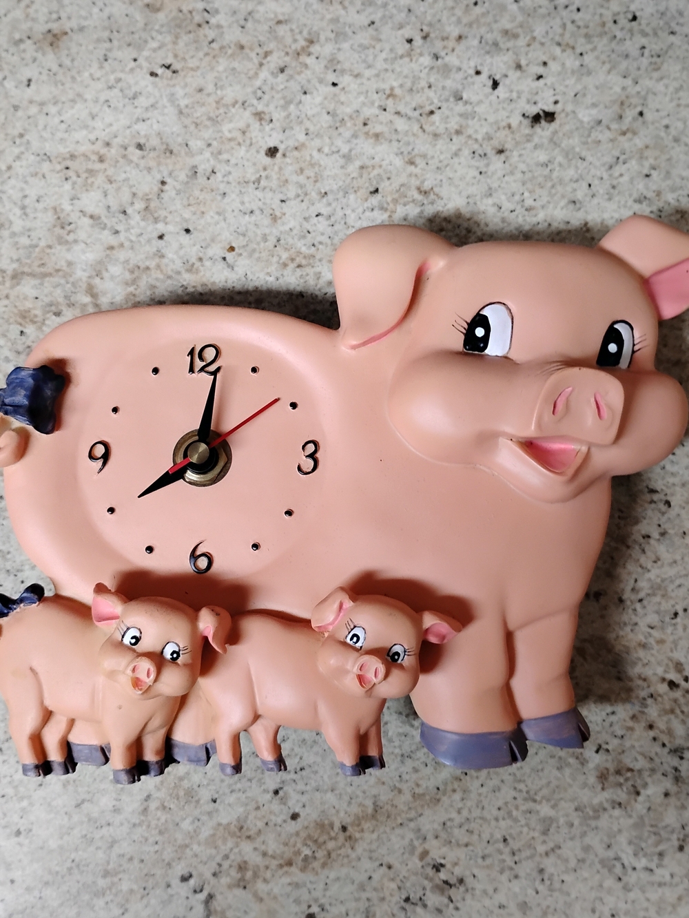 Cute Pink Pig Family Kids' Wall Clock - Playful Piglet Design Tested